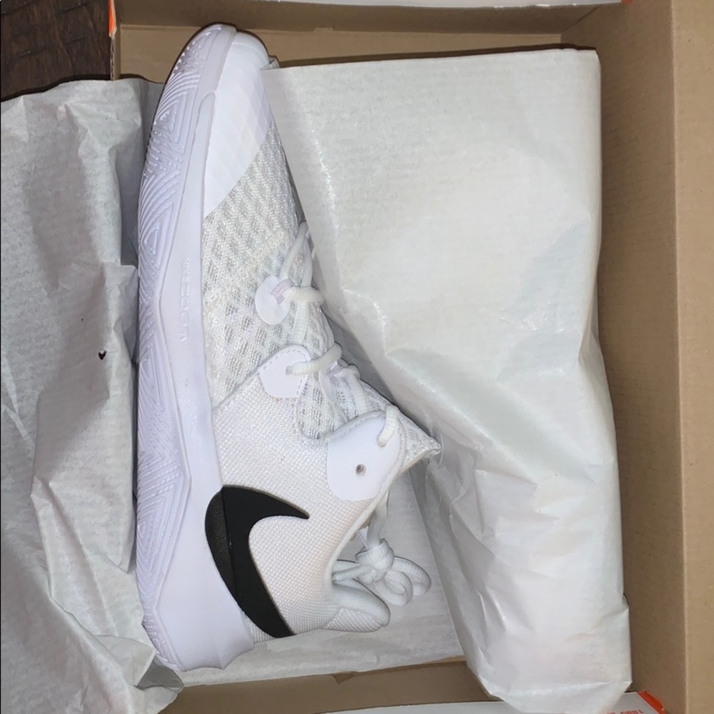 Womens Nike Hyperspeed Court